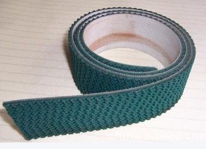 kopen Industriële Blauwe Golvende de Transportband Groene Transportband van Graspvc Voor Luchthavenbagage online manufacture